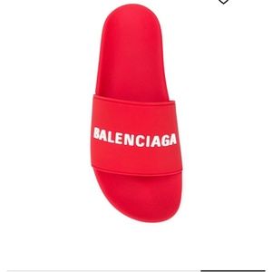 “Conscious” Balenciaga slide